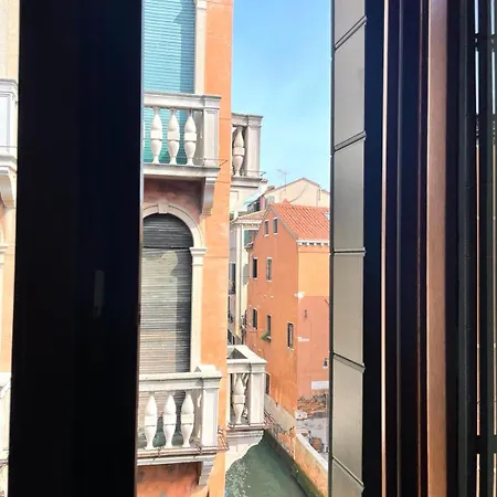 Ca' San Marcuola 2 Guest house Venice